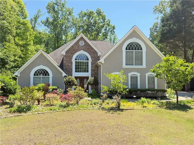 Cheap Arbor Clos Real Estate