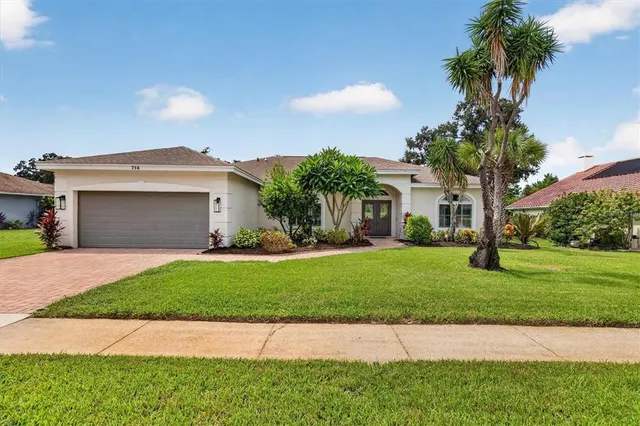 Cheap WHITCOMB PLACE Real Estate