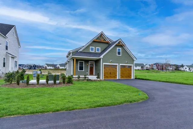 Popular North Lake at Owls Nest Real Estate