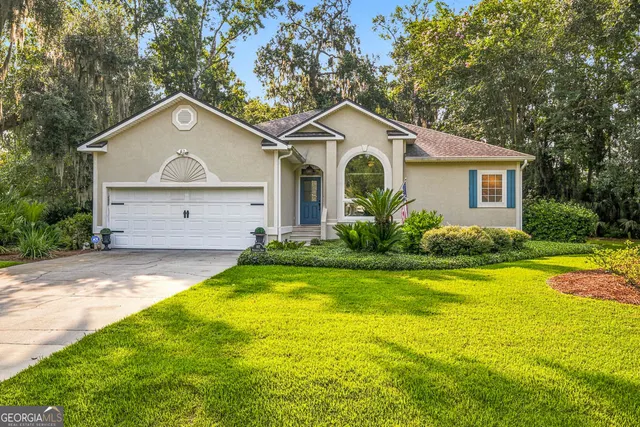 Popular Oak Grove Island Real Estate