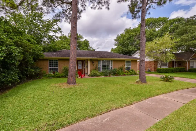Popular Maplewood North Real Estate