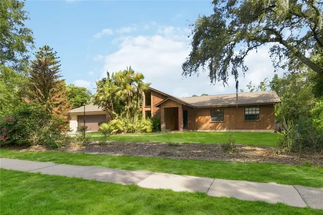 Popular WINDERLAKES Real Estate