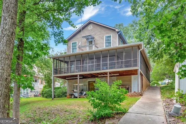 Popular Lakeshore Village Real Estate