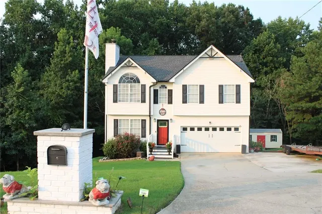 Popular Carlton Woods Real Estate