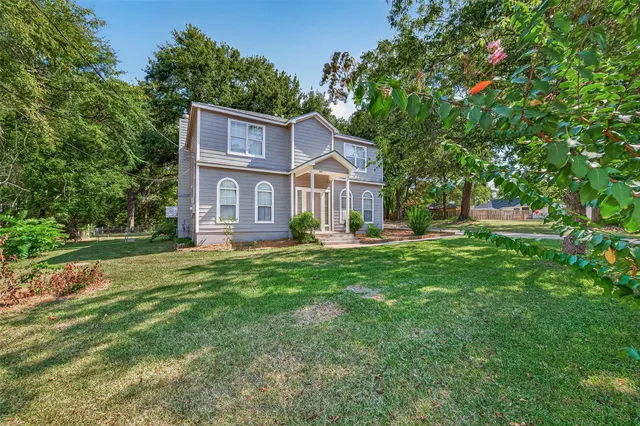 Popular Country Run Real Estate