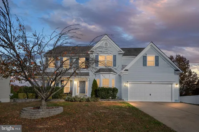 Popular Austin Ridge Real Estate
