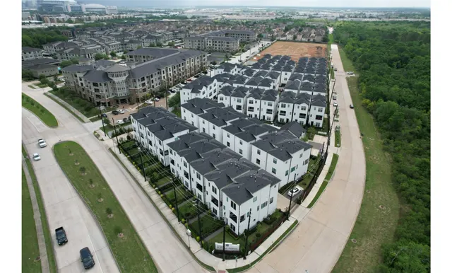 Cheap Buffalo Pointe Real Estate