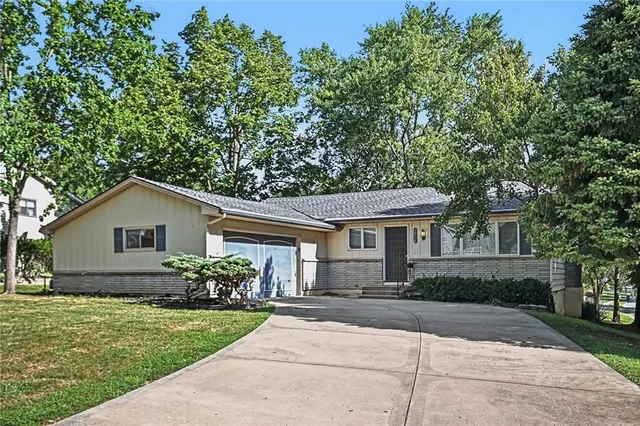 Popular Northaven Real Estate