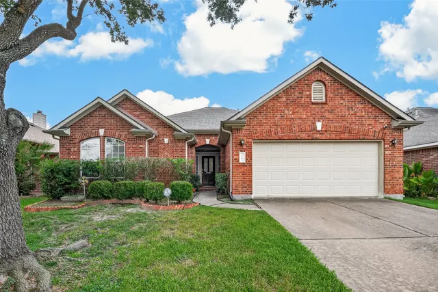 Expensive Linnfield Sec 02 Real Estate