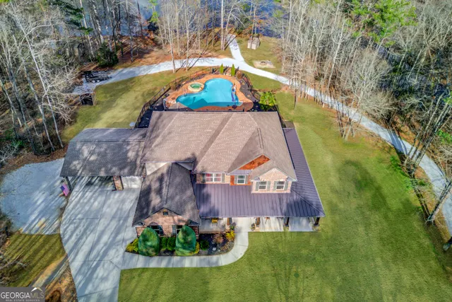 Popular Lakeshore Woods Real Estate