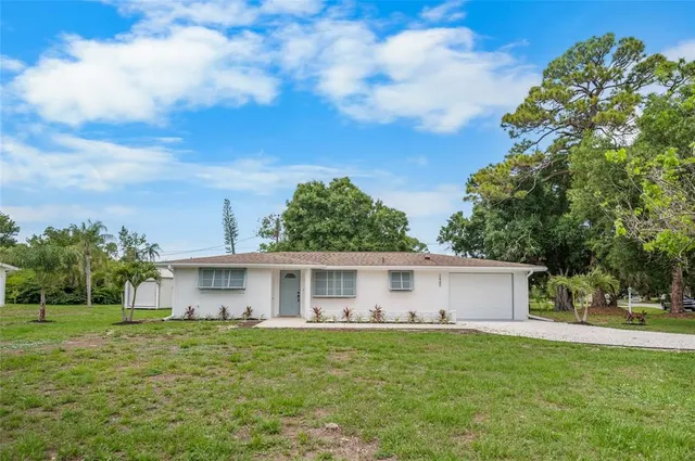 Popular MANASOTA GARDENS Real Estate