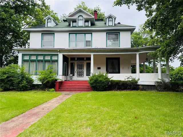 Popular Citizens Add Real Estate