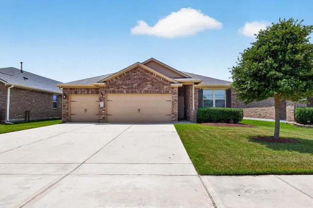 Popular Bridges on Lake Houston Real Estate