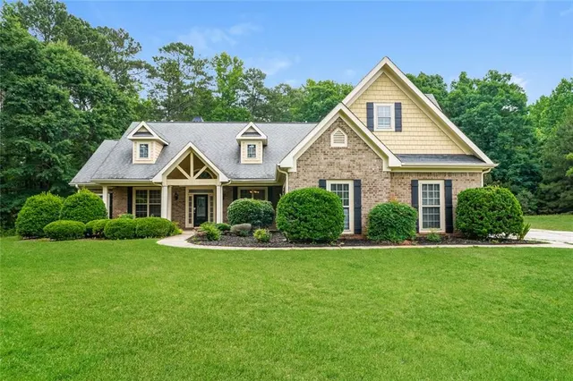Popular CAMBRIDGE WOODS Real Estate