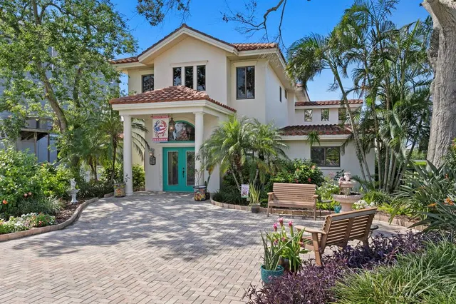 Expensive SEA BREEZE ISLAND Real Estate