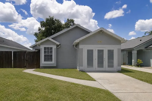 Popular PINEY WOODS POINT Real Estate
