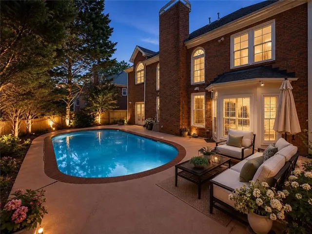 Popular Lavista Arbors Real Estate