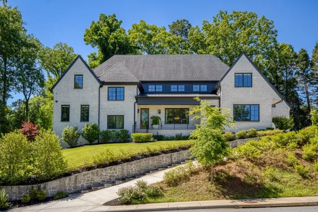 Popular Ivy Ridge Real Estate