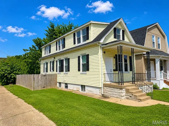 Popular Newport Place Add Real Estate