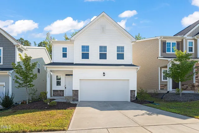Popular Harlowe Point Real Estate