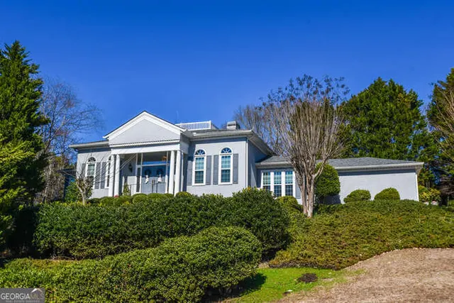 Popular Chattahoochee Estates-The Pointe Real Estate