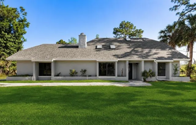 Expensive STONE ISLAND ESTATES UNIT 03 Real Estate