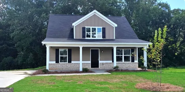 Popular Charlottes Place Real Estate