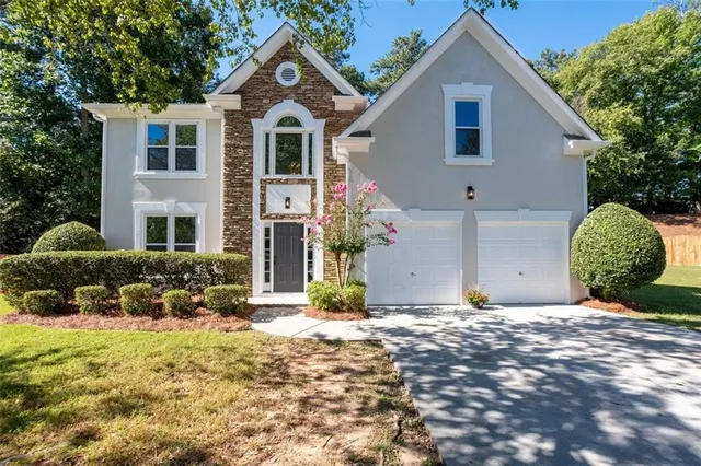 Popular Saddlebrook Glen Real Estate
