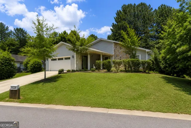 Expensive Hillcrest Farms Real Estate