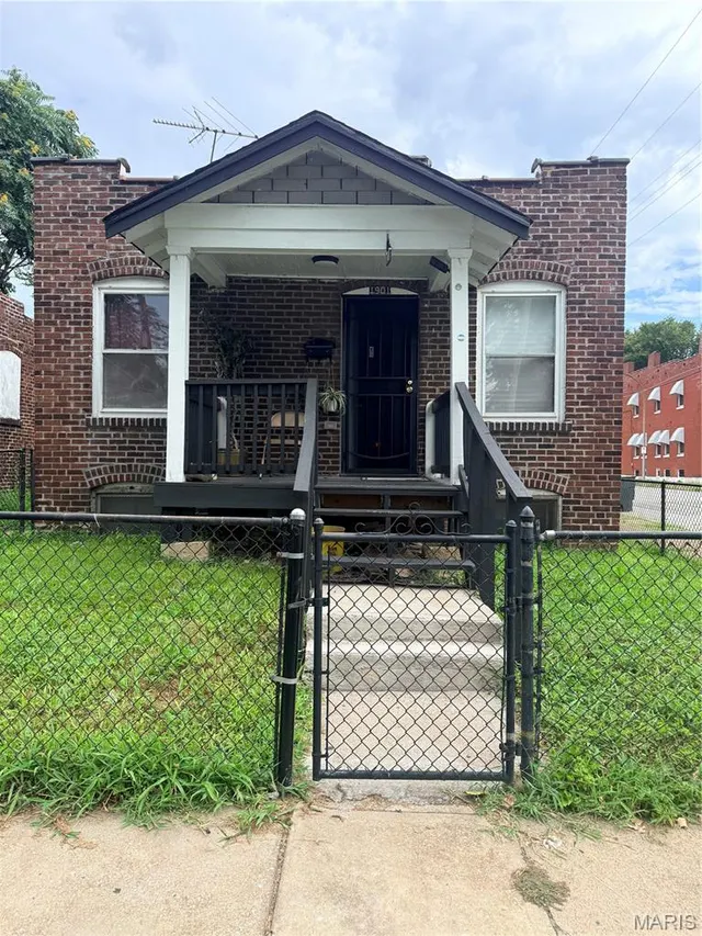 Cheap Farrars Add Real Estate