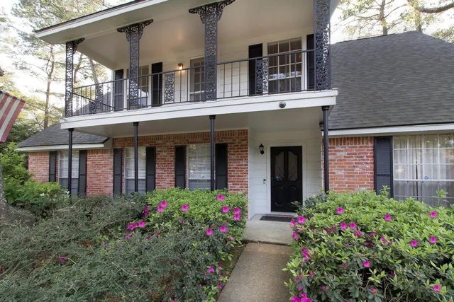 Popular Memorial Northwest Sec 01 Real Estate