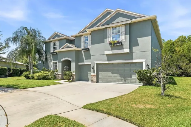 Popular CONCORD STATION PH 02 Real Estate