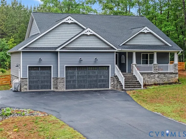 Popular Shenandoah Crossings Real Estate