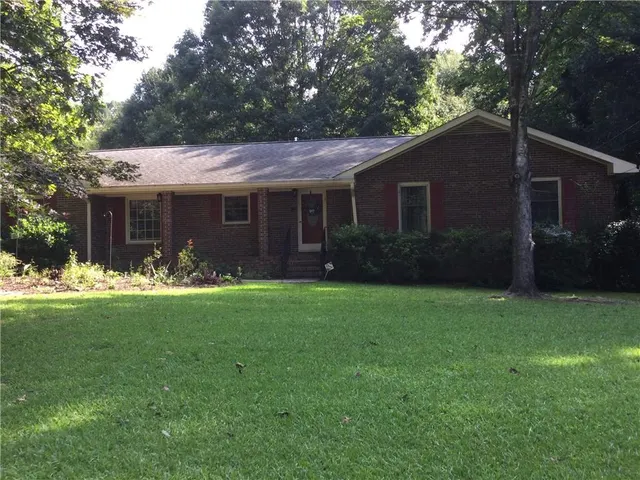 Popular Raintree Forest Real Estate
