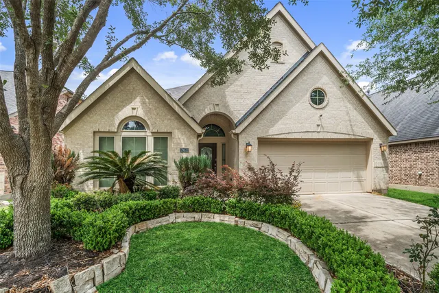 Popular Firethorne West Sec 8 Real Estate