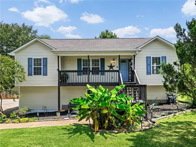 Popular Paradise Landing Real Estate