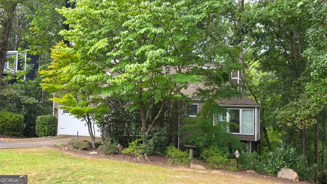 Cheap East Spring Lake Real Estate