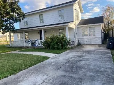 Popular Evella Place Real Estate