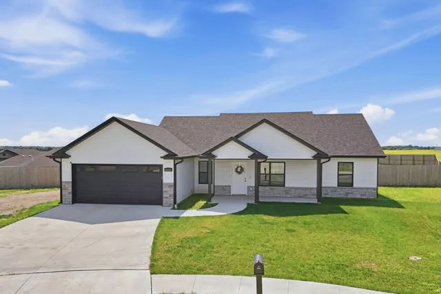 Popular FOUNDERS RIDGE Real Estate