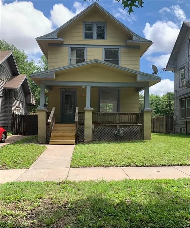 Popular Topeka Real Estate