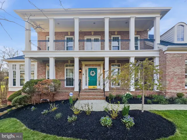 Popular Farrcroft Real Estate