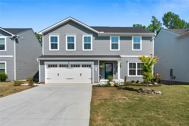 Popular Wells Station Real Estate