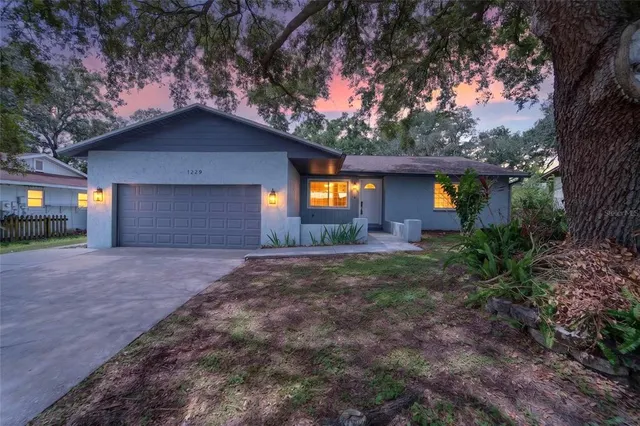 Popular OAK VALLEY SUB UN 1 Real Estate