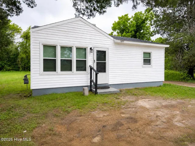 Cheap Terrace Manor Real Estate
