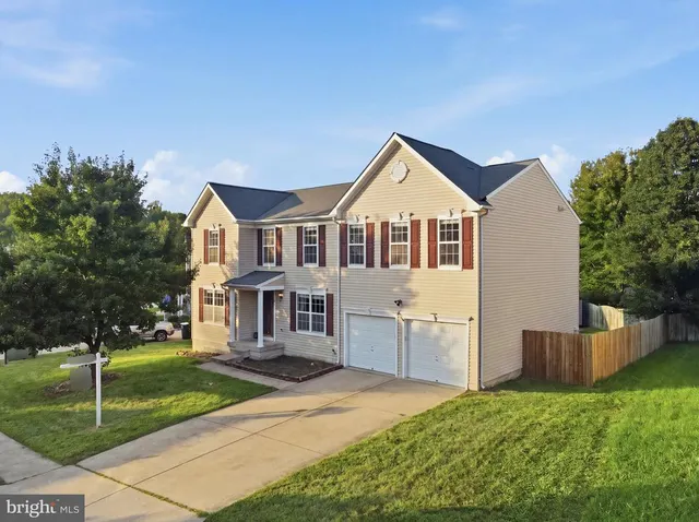 Popular Apple Grove Real Estate