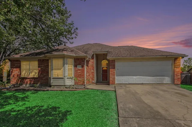 Cheap Lake Conroe Hills 02 Real Estate