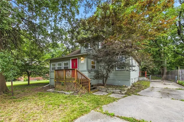 Popular Meadow Hill Real Estate