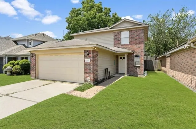 Popular Lincoln Green Estates Sec 01 Real Estate