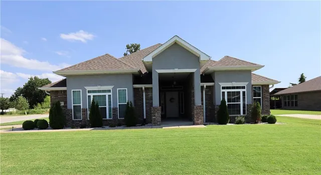 Expensive Briarbrook Estates Real Estate