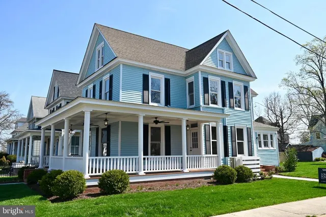 Popular Historic West End Real Estate